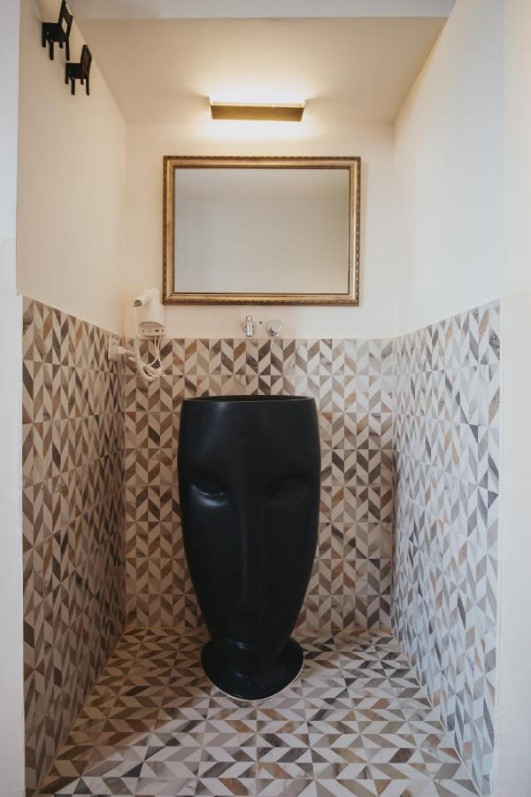 Rhome Colosseum Business Collection Gasthof
